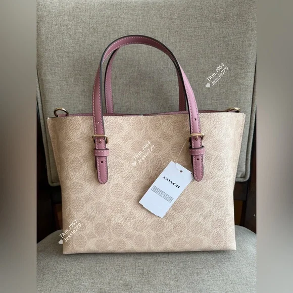 NWT！COACH Mollie Tote Bag 25 In Signature With Heart Charm（CDF03）fast shipping